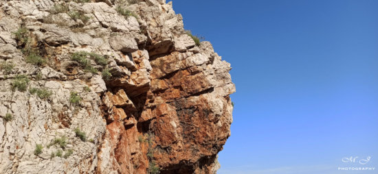 Brseč i njegove kamene hridi